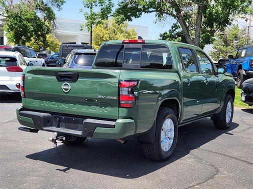 2022 Nissan Frontier SV