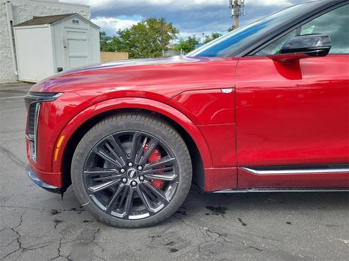 2026 Cadillac LYRIQ V Premium