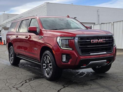 2024 GMC Yukon XL AT4