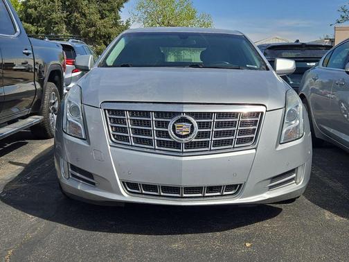 Radiant Silver Metallic 2014 Cadillac XTS Luxury