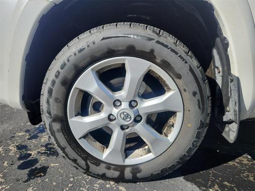 2010 Toyota RAV4 Limited