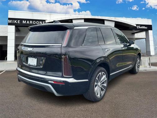 2026 Cadillac VISTIQ Luxury