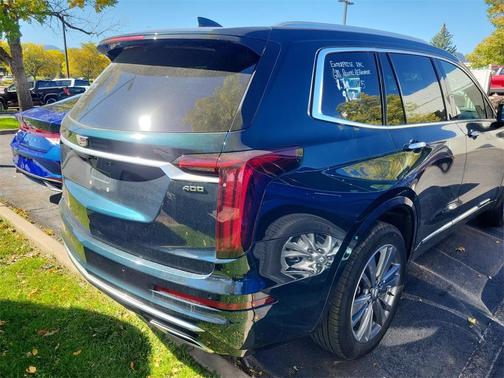 2025 Cadillac XT6 Premium Luxury AWD
