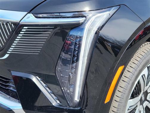 2025 Cadillac Escalade IQ Luxury 1