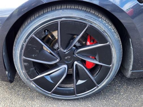 2024 Tesla Model 3 Performance