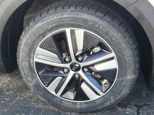 2020 Kia Niro Plug-In Hybrid EX