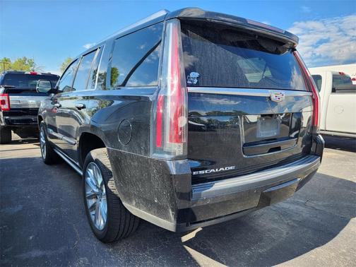 2019 Cadillac Escalade Premium Luxury