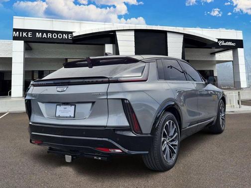 2025 Cadillac LYRIQ Sport