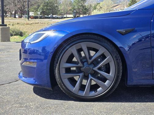 Deep Blue Metallic 2022 Tesla Model S Base
