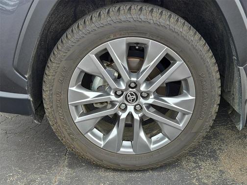 2024 Toyota RAV4 Limited