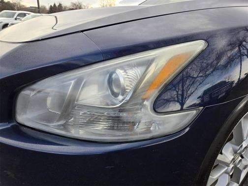 2012 Nissan Maxima SV