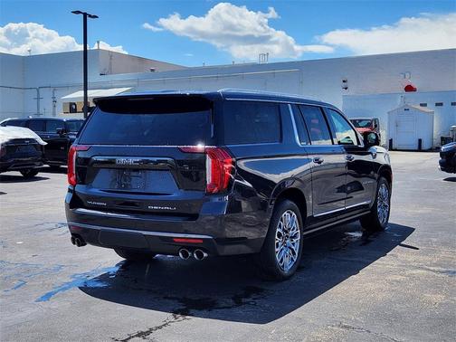 2024 GMC Yukon XL Denali Ultimate