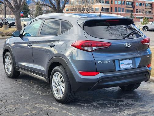 2016 Hyundai TUCSON SE