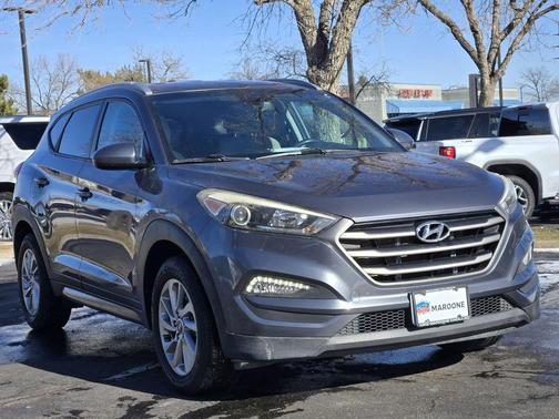 2016 Hyundai TUCSON SE