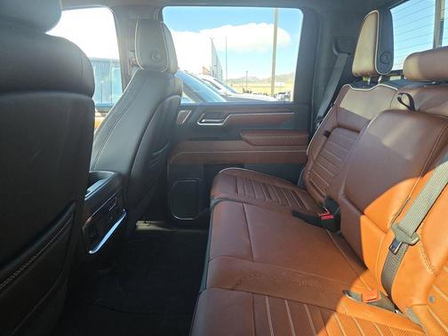 2025 GMC Sierra 2500 Denali Ultimate