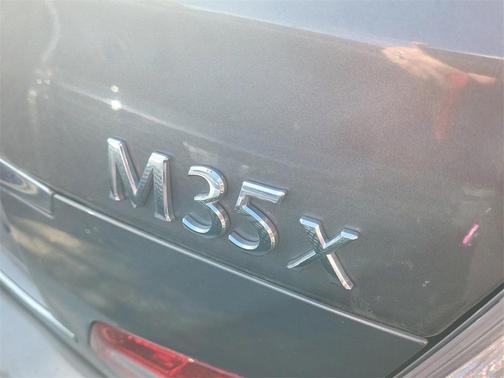 2009 INFINITI M35x Base