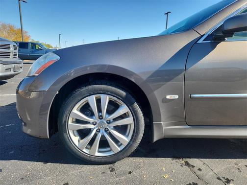 2009 INFINITI M35x Base