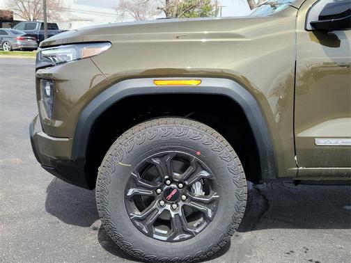 2025 GMC Canyon Elevation