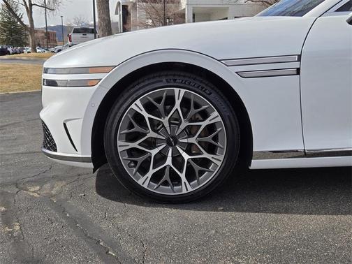 2023 Genesis G90 3.5T e-SC