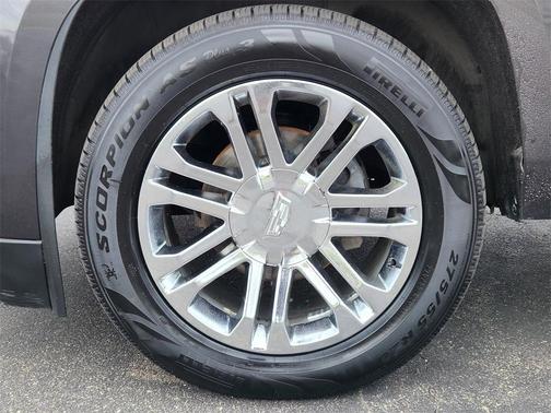 2017 Cadillac Escalade Standard