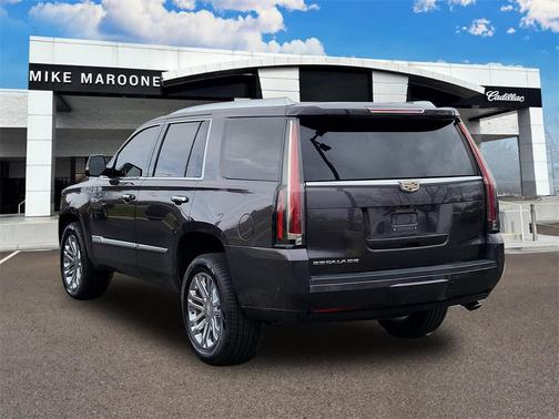 2017 Cadillac Escalade Standard