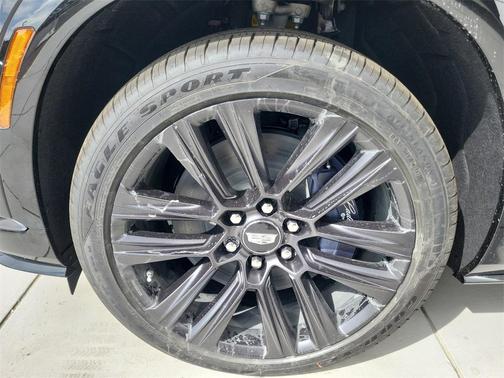 2026 Cadillac VISTIQ Platinum