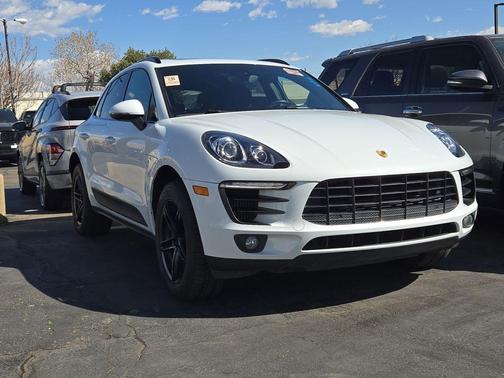 White 2016 Porsche Macan S