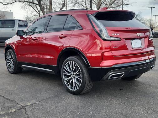 2024 Cadillac XT4 Sport