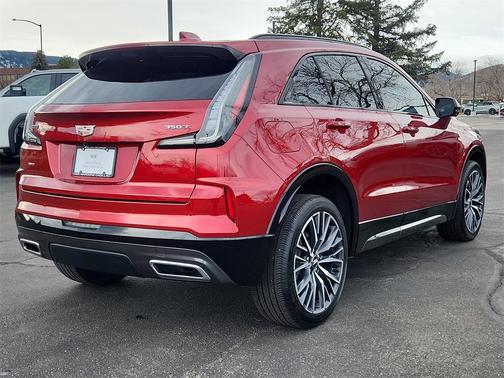 2024 Cadillac XT4 Sport