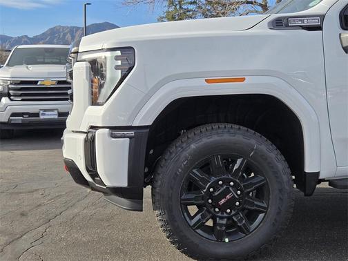 2026 GMC Sierra 2500 AT4