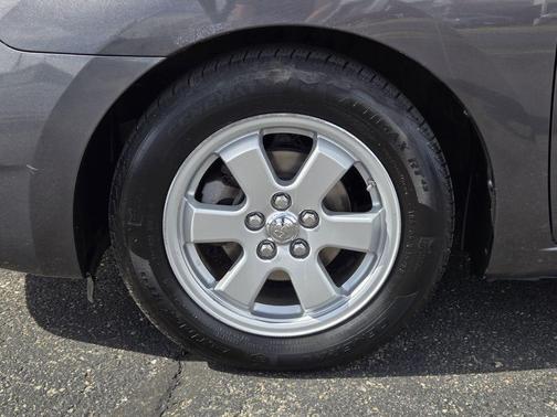 2007 Toyota Prius Base (CVT-E)