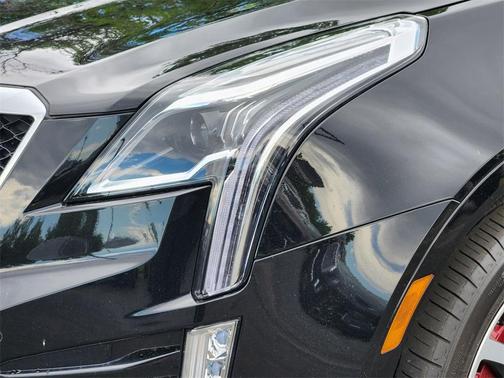 2022 Cadillac XT5 Sport