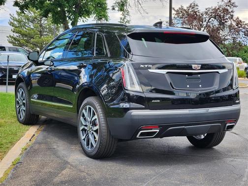 2022 Cadillac XT5 Sport
