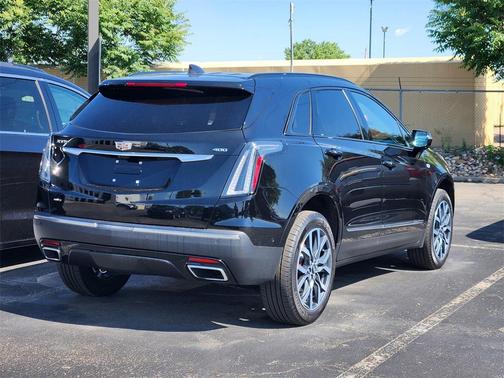 2022 Cadillac XT5 Sport