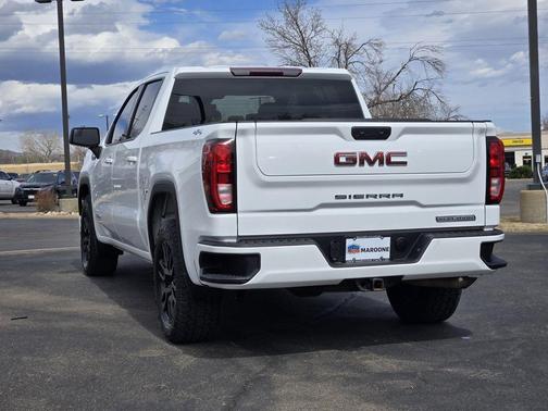 Summit White 2023 GMC Sierra 1500 Elevation