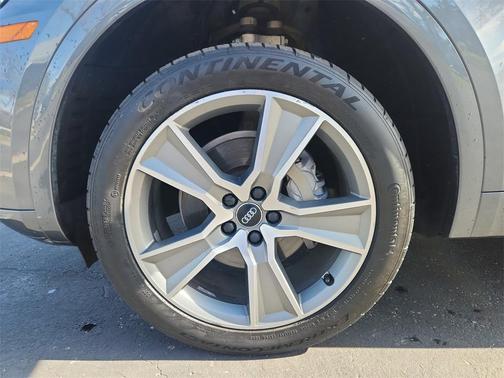 2019 Audi Q5 2.0T Premium Plus