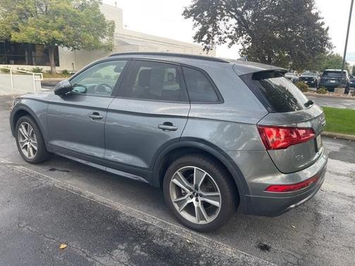 2019 Audi Q5 2.0T Premium Plus
