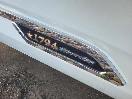 2024 Toyota Tundra Hybrid 1794 Edition