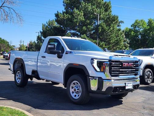 2025 GMC Sierra 3500 Pro