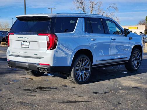 2026 GMC Yukon Elevation