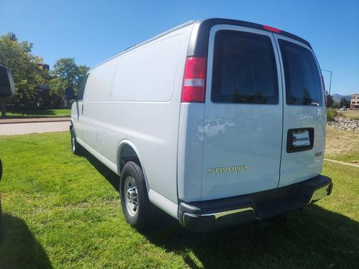 2025 GMC Savana 2500 Work Van