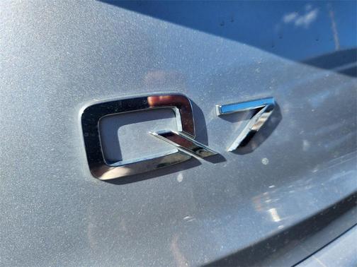 2021 Audi Q7 55 Premium Plus