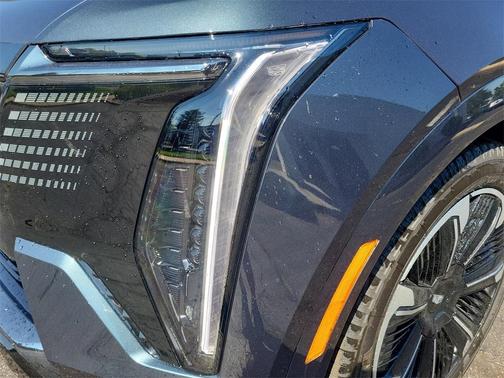 2025 Cadillac Escalade IQ Sport 1