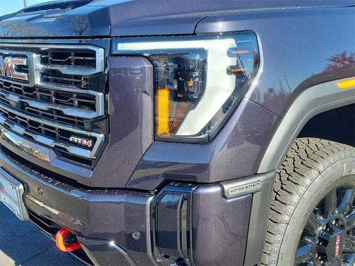 2026 GMC Sierra 2500 AT4