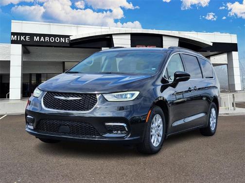 2022 Chrysler Pacifica Touring-L