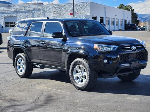 2023 Toyota 4Runner SR5 Premium