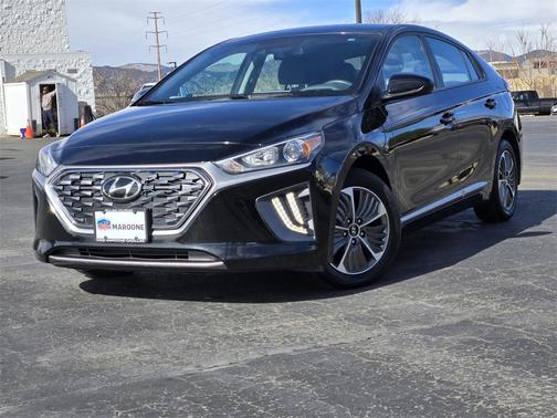 2022 Hyundai IONIQ Plug-In Hybrid SE