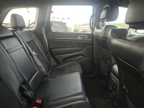 2022 Jeep Grand Cherokee WK Laredo