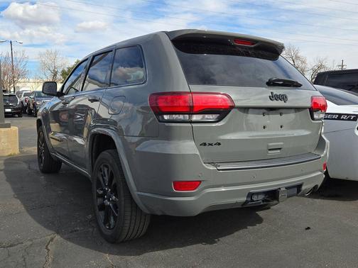 2022 Jeep Grand Cherokee WK Laredo