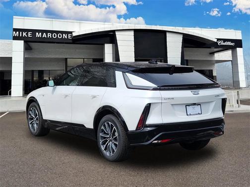 2025 Cadillac LYRIQ Sport